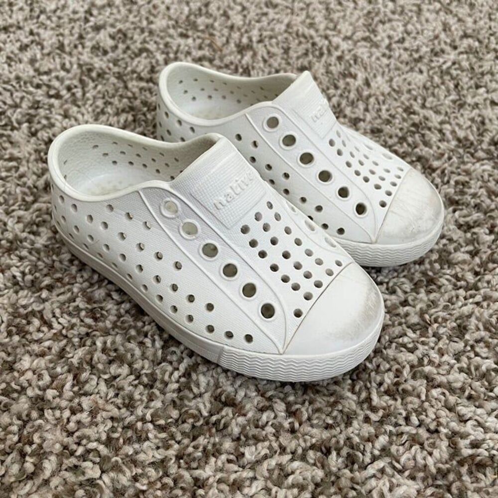 Size 5 / Baby Toddler Girl Boy Native Shoes